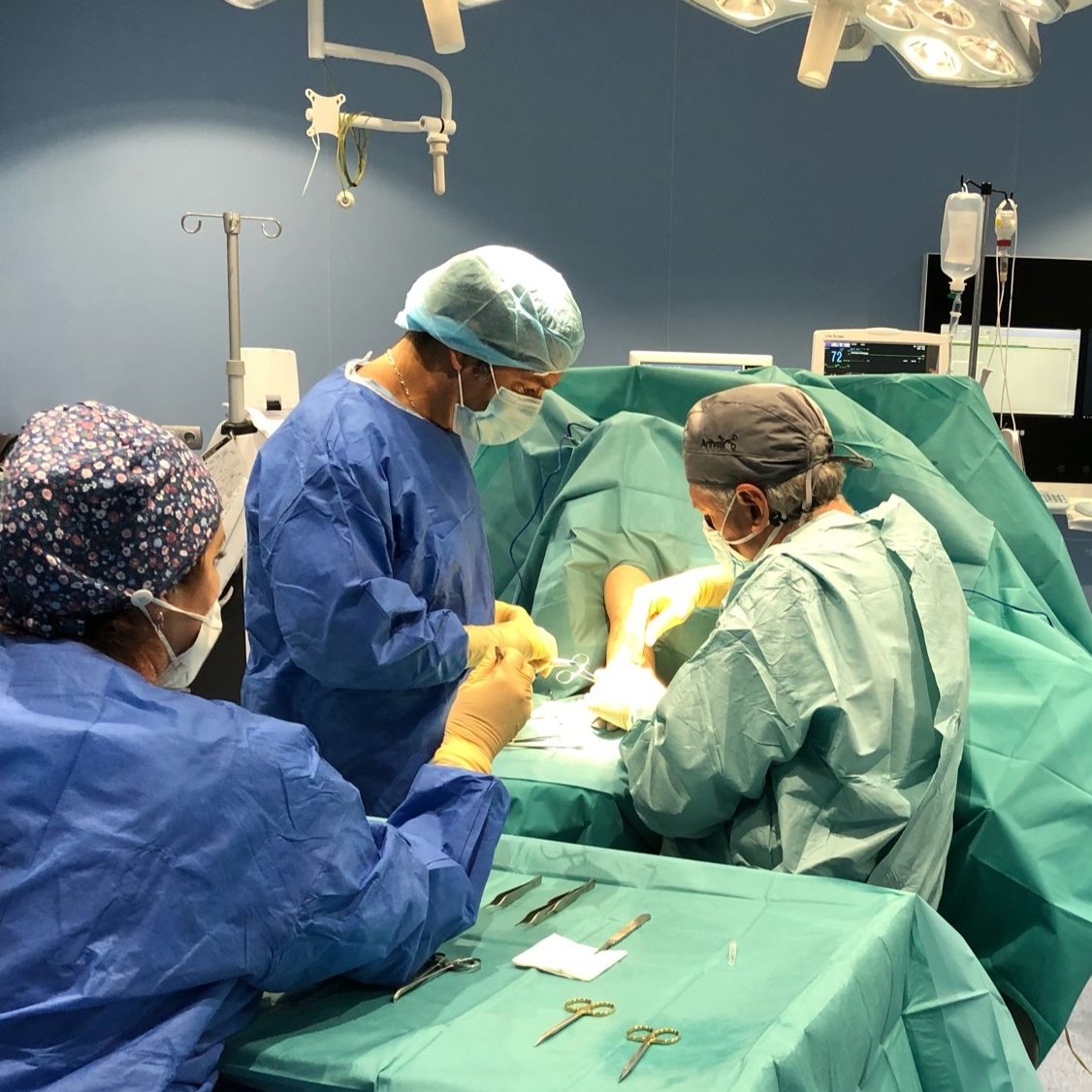 Celebramos el “Curso práctico de Artroscopia de rodilla y hombro”